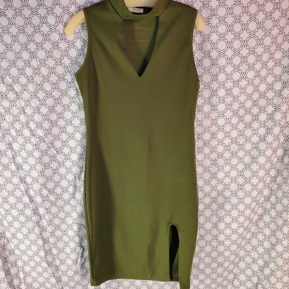 👑Olive Deep V Choker Bodycon Dress wtih a Split